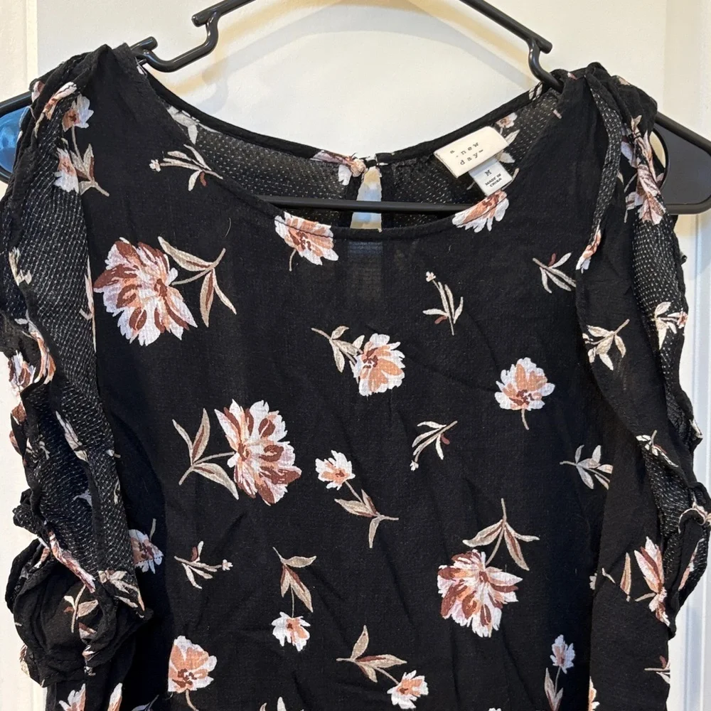 a new day Black Floral Blouse - Picture 3 of 4